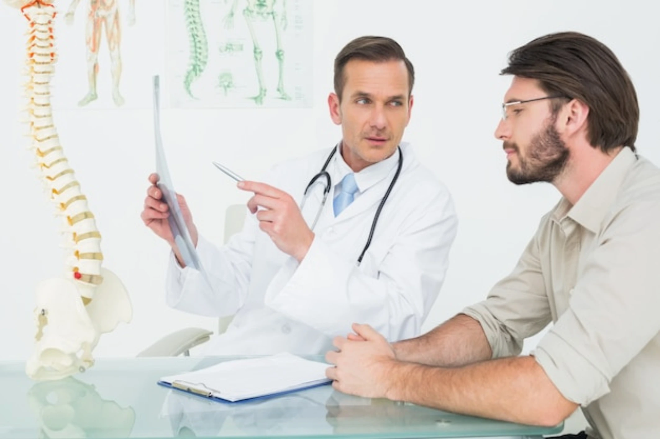 Is Cracking Sound in Knees Normal? Vitamins & Treatments You Should Know